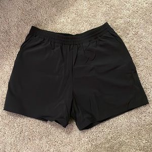 Outdoor Voices 5” XL Athletic Shorts